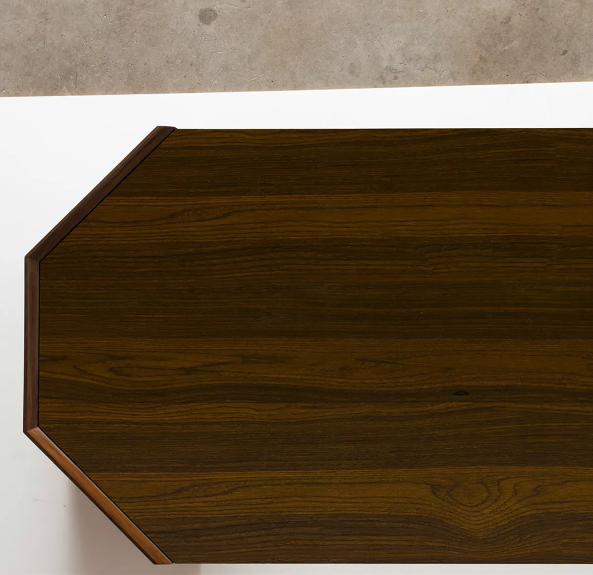 Bàn trà Metropolis - Ảnh 3